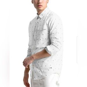 NWT The North Face White Northwatch Pine Shirt L